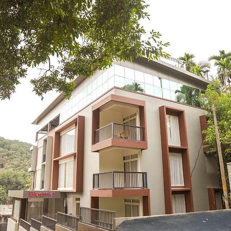 Bluemist Resorts Athirappilly Esterno foto